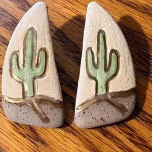 Cactus Design Stone Earrings